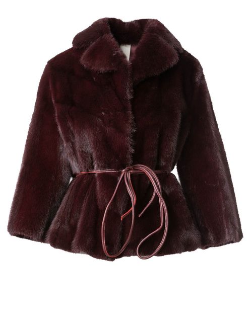 Haină scurtă din blană