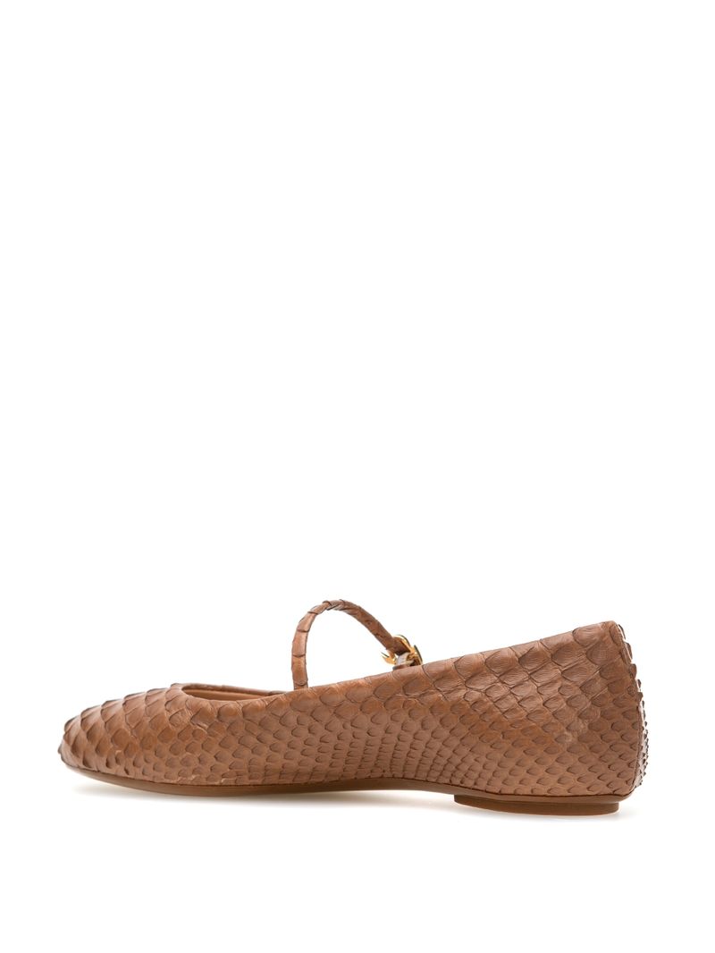 G2221105GOMBACCUOI-3