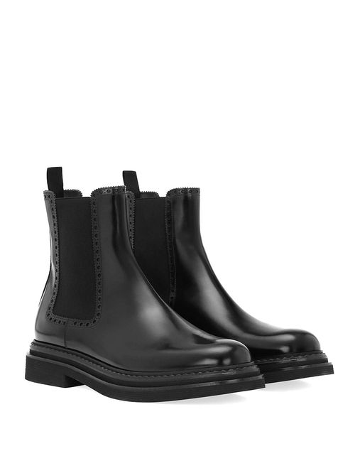Ghete negre din piele