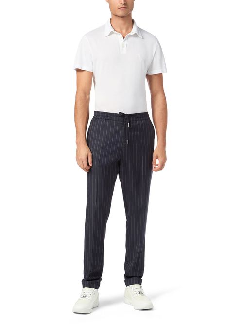 Pantaloni în dungi