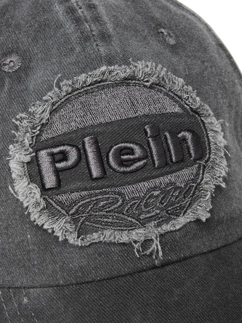 Șapcă cu logo brodat