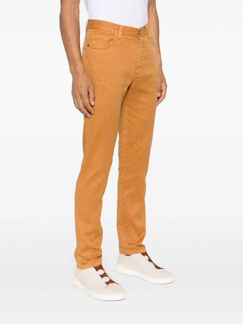 Blugi slim