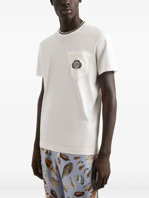 Tricou alb cu logo brodat