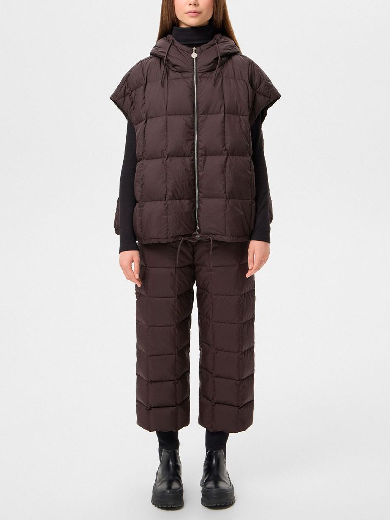 COZY-ARCO-VEST-MICRO-BROWN-2