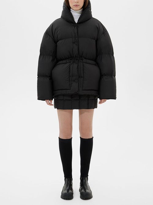 Geacă matlasată cu șnur in talie