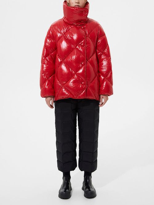 Geacă matlasată roșie