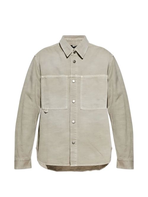Cămașă cu buzunare aplicate