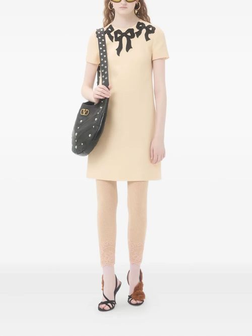 Rochie mini cu funde brodate