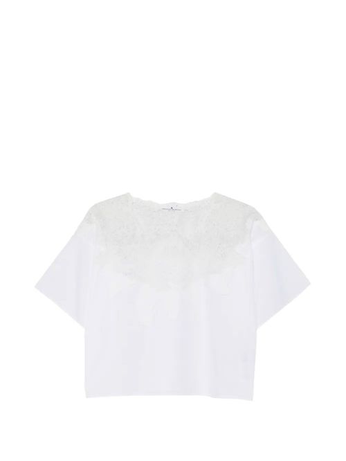 Tricou cu detalii brodate