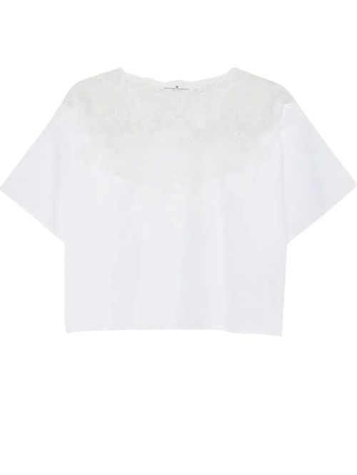Tricou cu detalii brodate