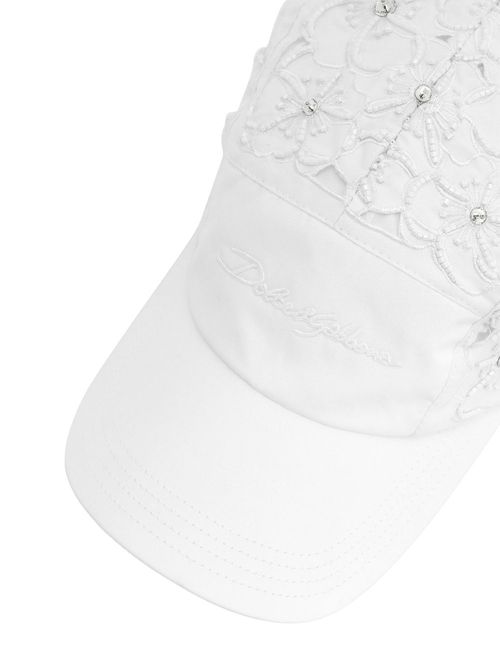 Șapcă albă cu broderie florală