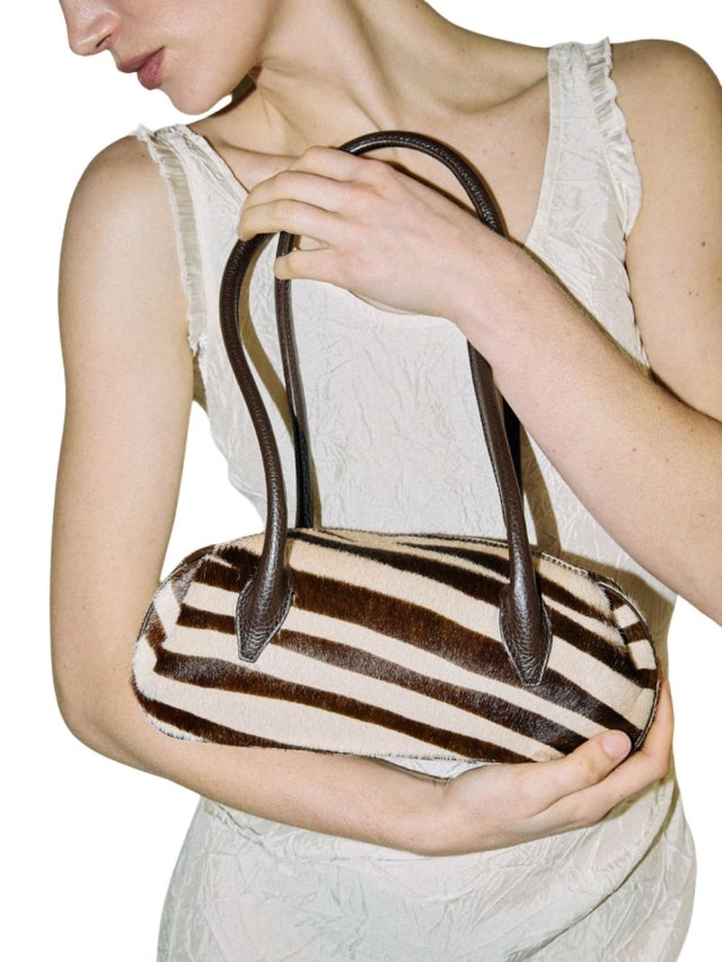 OYSTER-SHOULDER-BAG-MINI-SAVANNA-4
